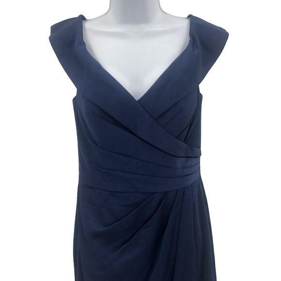 La Femme 25206 Wrap V-Neck Side Slit Maxi Dress Sleeveless Navy Blue Size 4 - Picture 3 of 9
